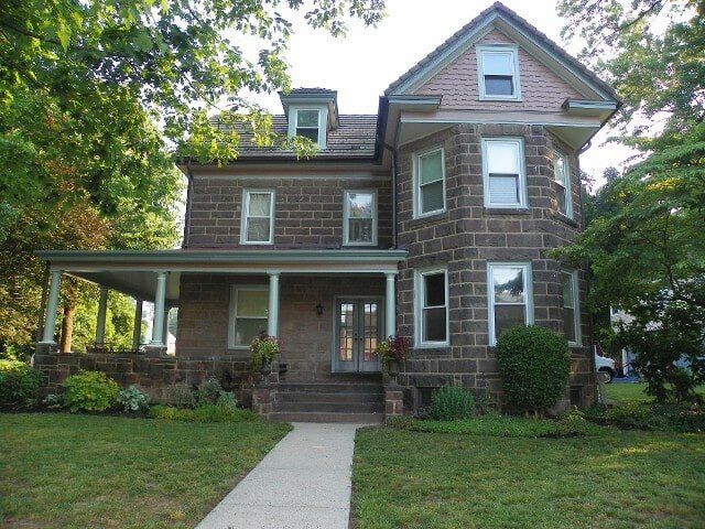 Exterior painting services by Hanna Brothers Painting in Ambler, PA