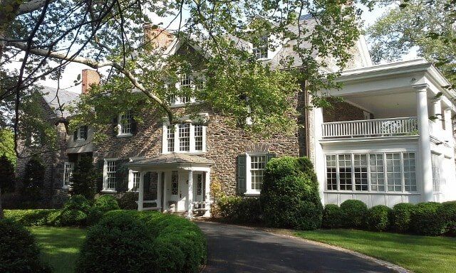 Exterior painting services by Hanna Brothers Painting in Ambler, PA
