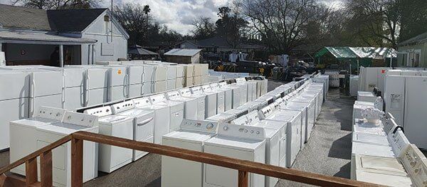 Sets of Washers in Display — Appliance in Sacramento, CA