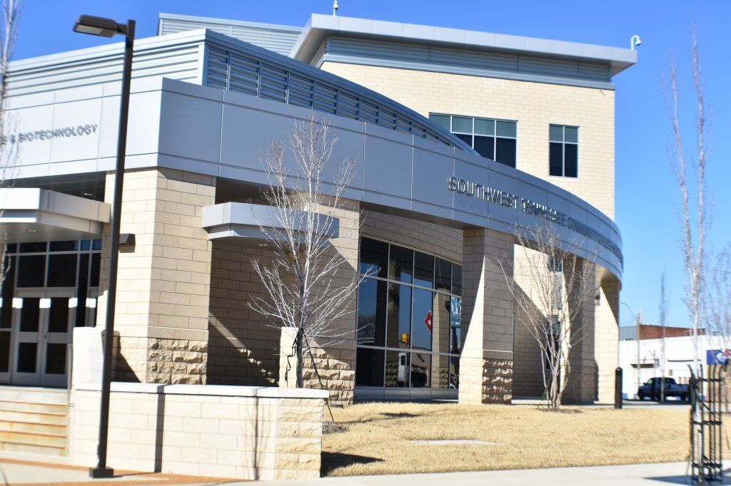 Masonry Construction — Southwest TN Community College Nursing, Natural Sciences & Biotechnoloty Bldg Side View in Bartlett, TN