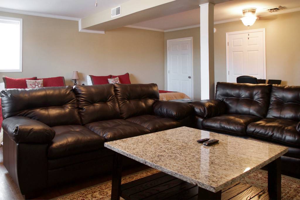 6582 CABOT DR