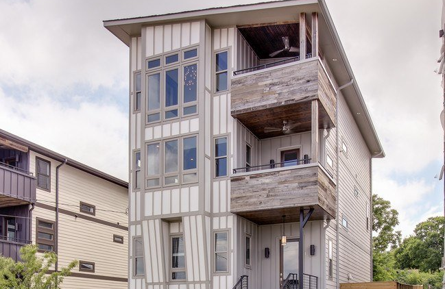 127 FERN AVE