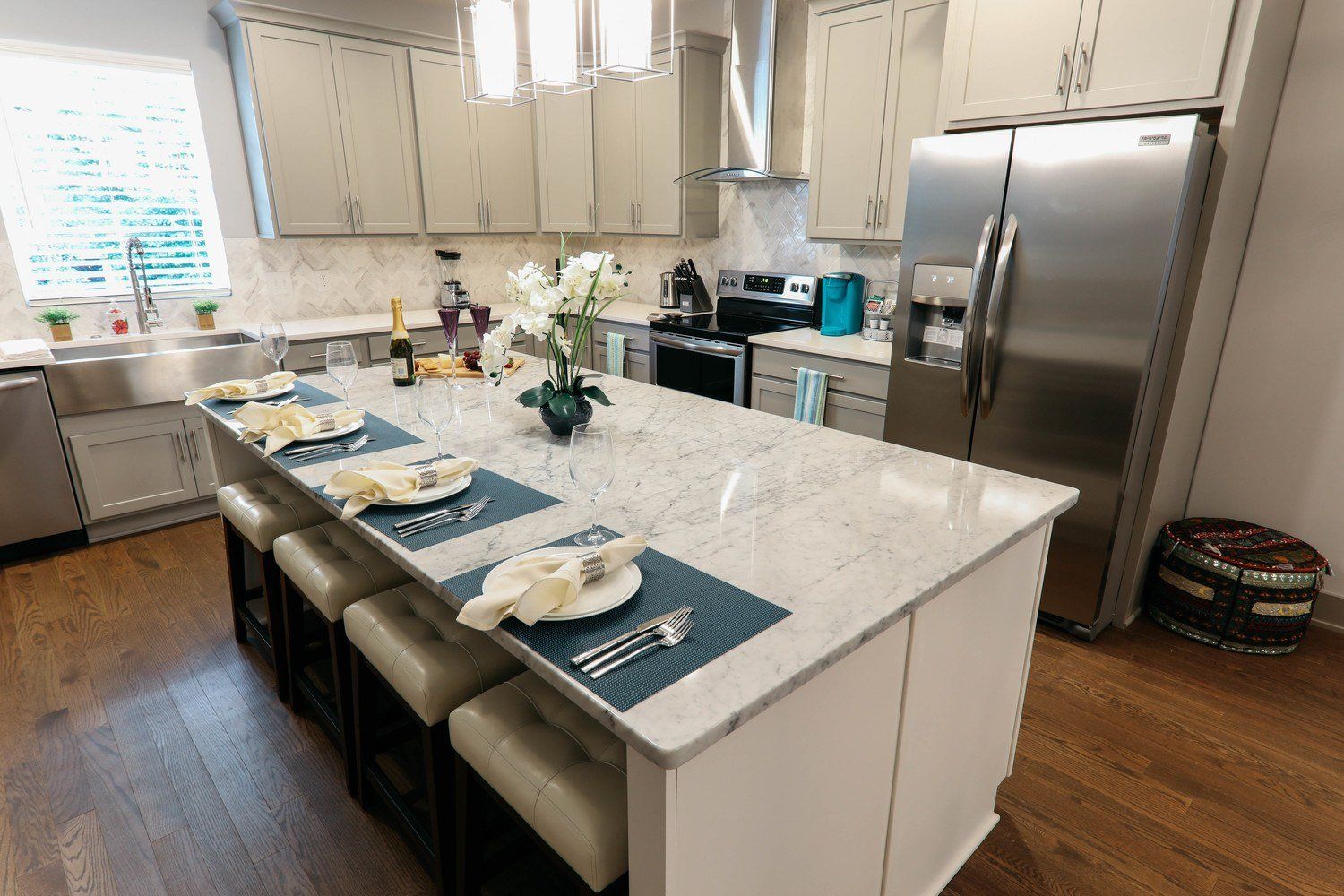 2118 ELLIOTT AVE