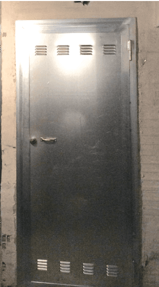 porta per cantina in metallo