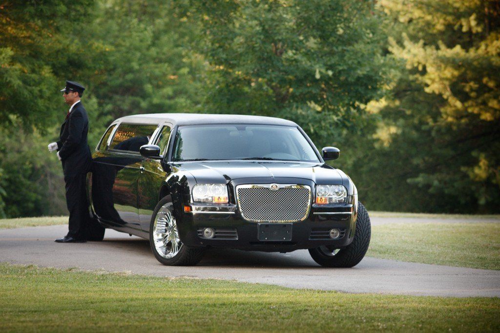 Hourly car service in Rogers, AR