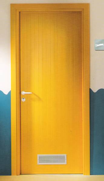 porta gialla in laminato