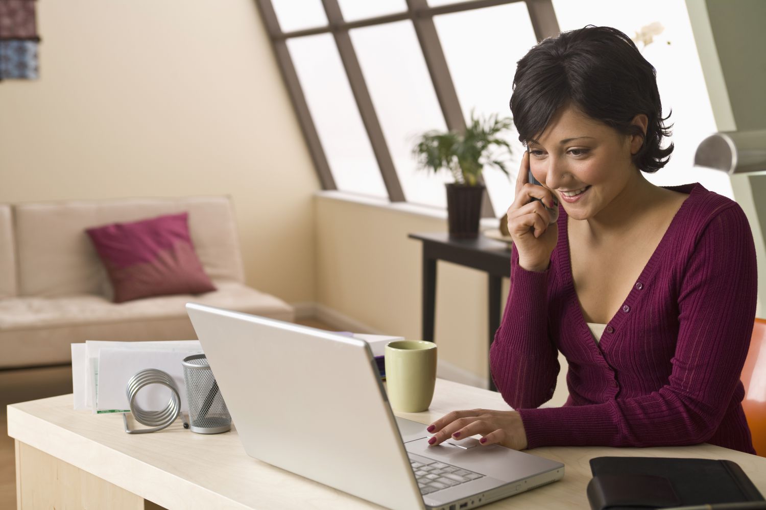 Woman contacts siding & windows company in Lincoln, NE