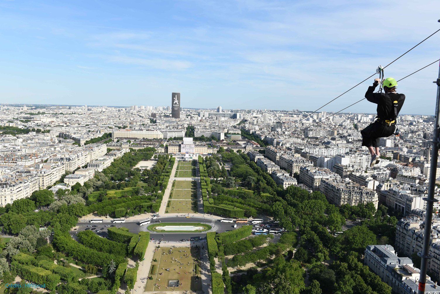 Tyrolienne Tour Eiffel