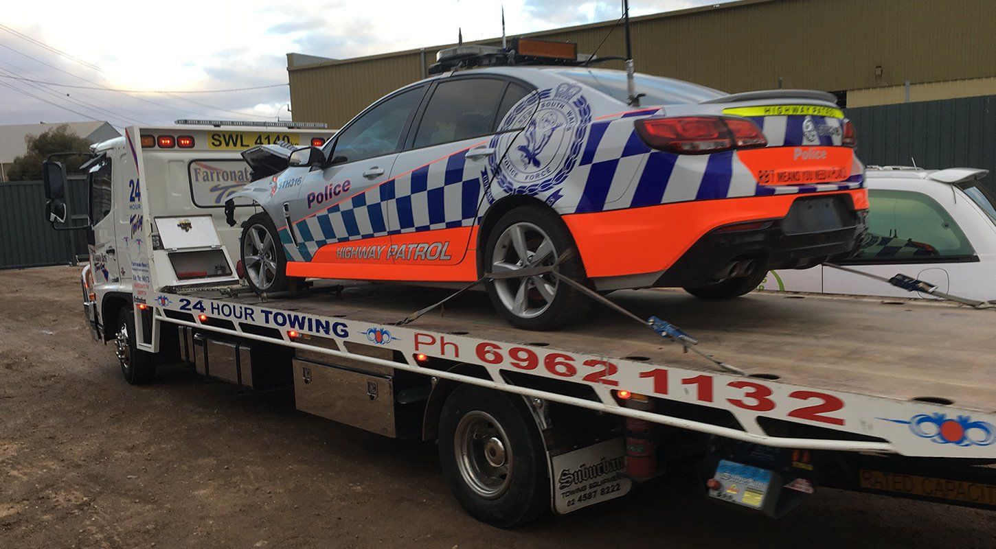 truck towing car