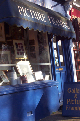 To get quality picture framing in Croydon call Paolo Francis Gallery Shopfront