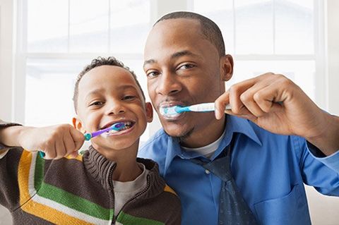 Father and son hygiene time! Father and son hygiene time!