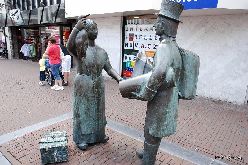 Sneker statue - Foto door Peter Renooij Sneker statue - Foto door Peter Renooij