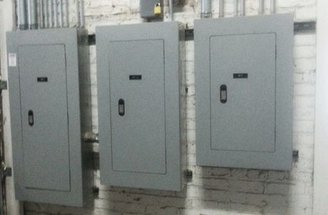 Low Voltage Electrical Work — Breaker Switch in Oak Lawn, IL