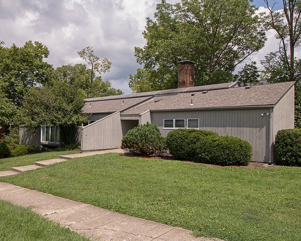 modern house rental 101 N University