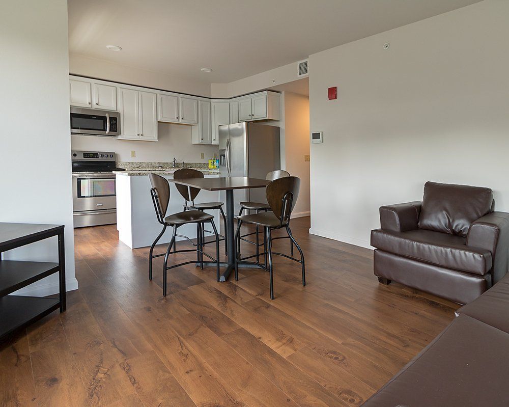 116 w walnut kitchen