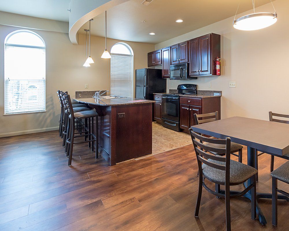 21 west high interior