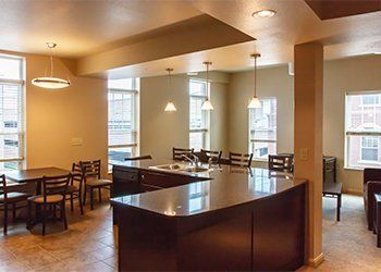 great uptown student apartments