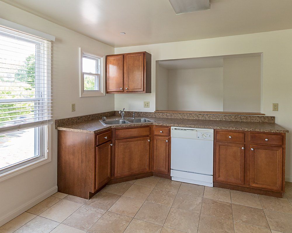 2nd floor kitchen