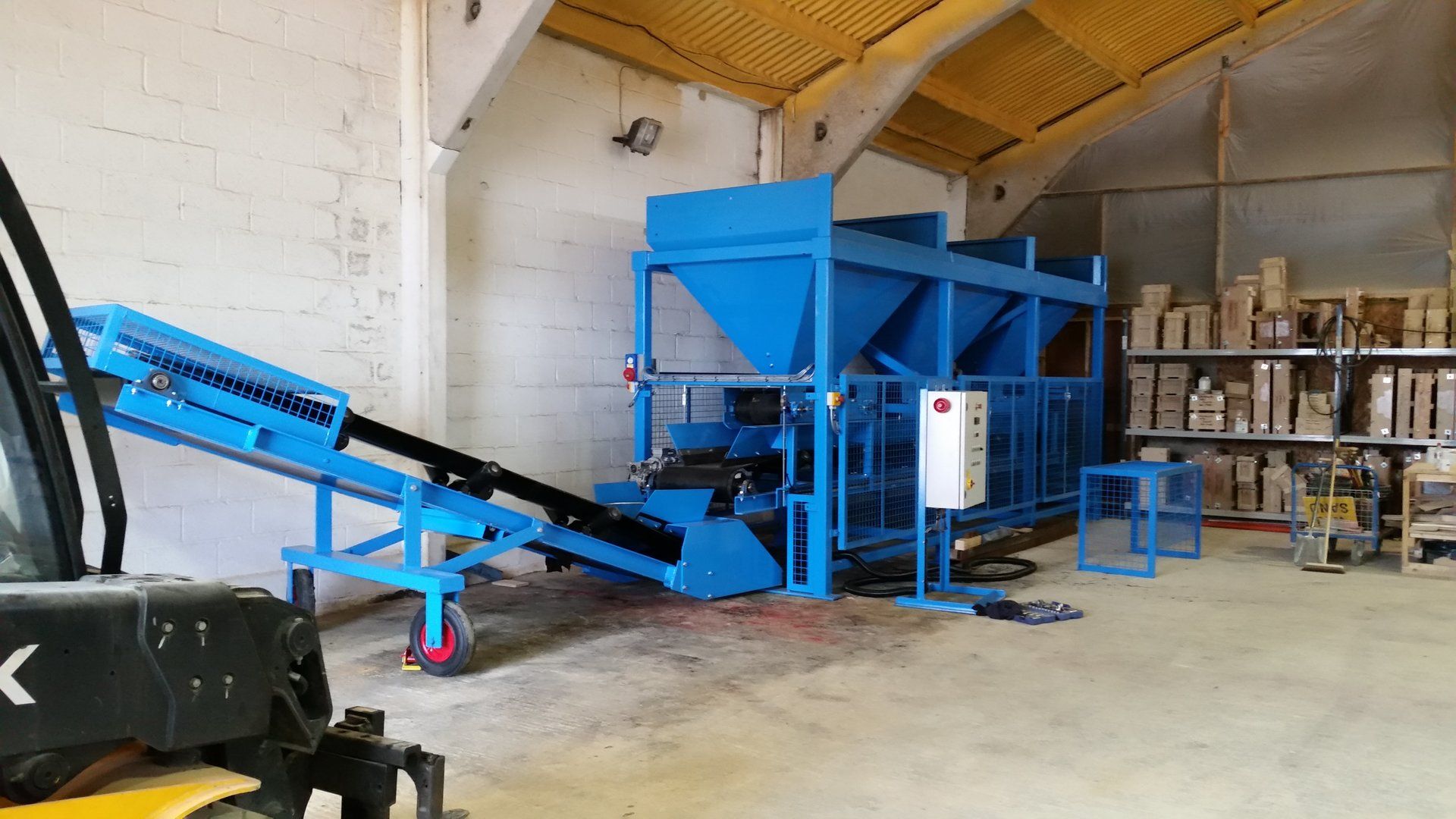 MATERIALS, PRODUCT HANDLING & EQUIPMENT