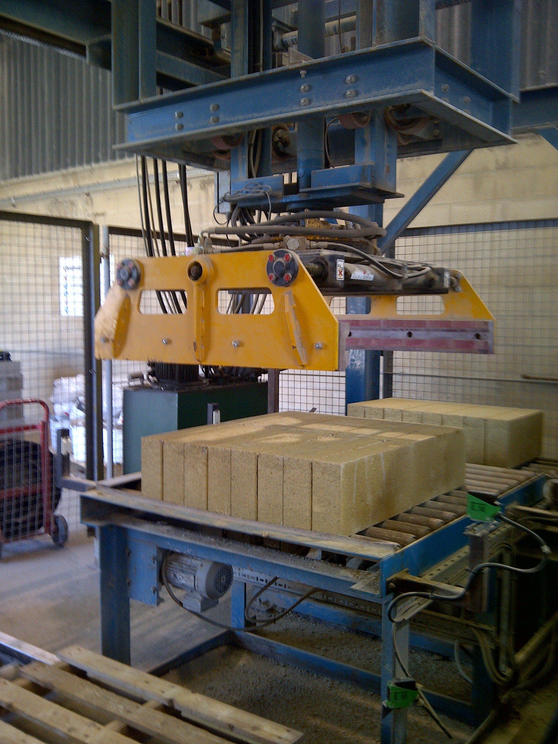 MATERIALS, PRODUCT HANDLING & EQUIPMENT