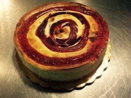 Custom cake - custom cake design - Oak Park Bakery in Oak Park, IL