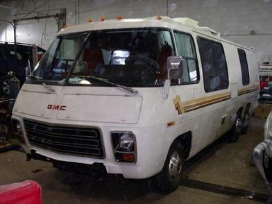 RV Before Paint Job - rv repair shop in Runnemede, NJ RV Before Paint Job - rv repair shop in Runnemede, NJ