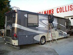 Painting Bus - car paint jobs in Runnemede, NJ Painting Bus - car paint jobs in Runnemede, NJ