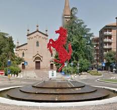 una piazza a Maranello