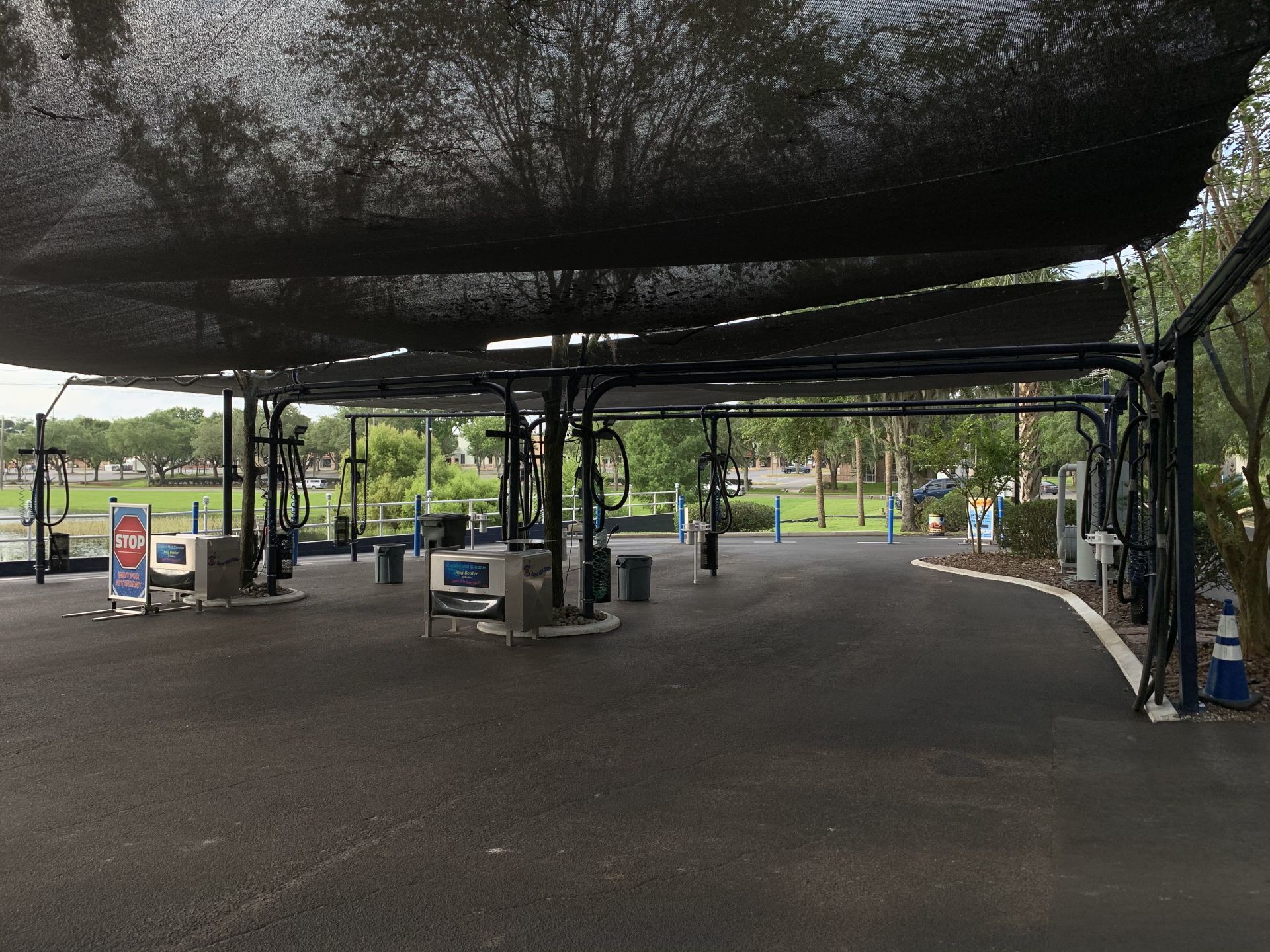 outside at beautiful Park Place Car Wash in Gainesville, Florida
