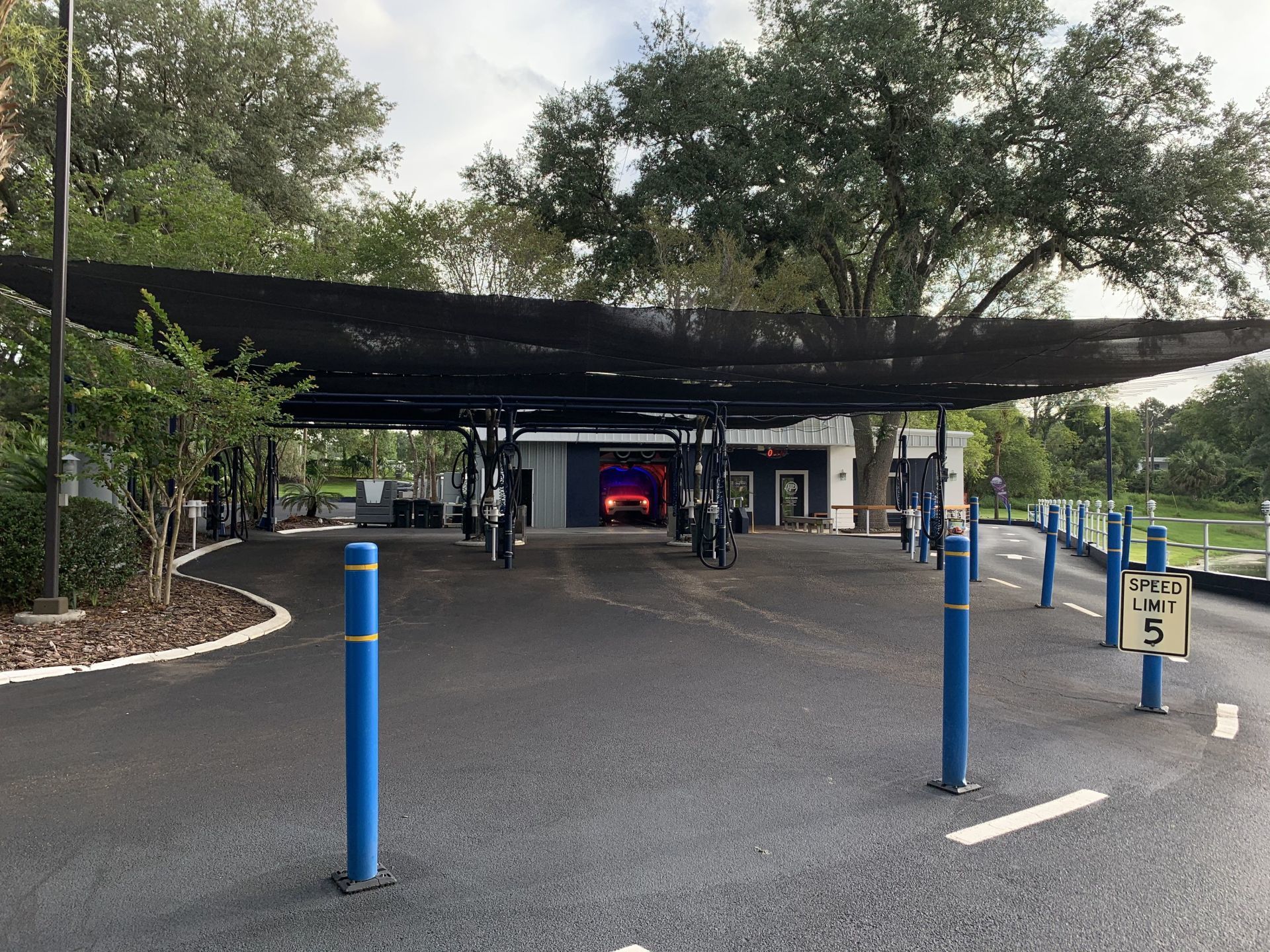 outside at beautiful Park Place Car Wash in Gainesville, Florida