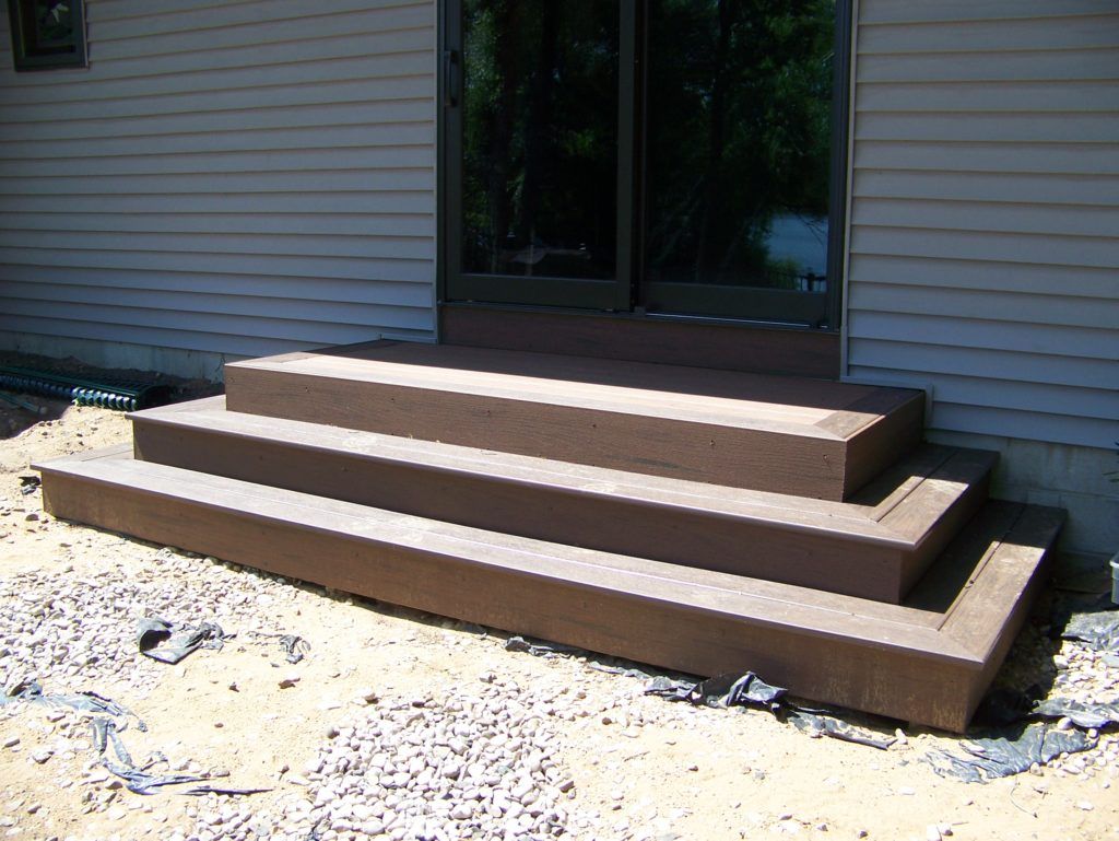 House with 3 steps