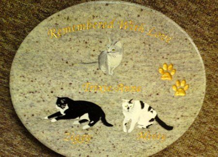 Memorial plaques