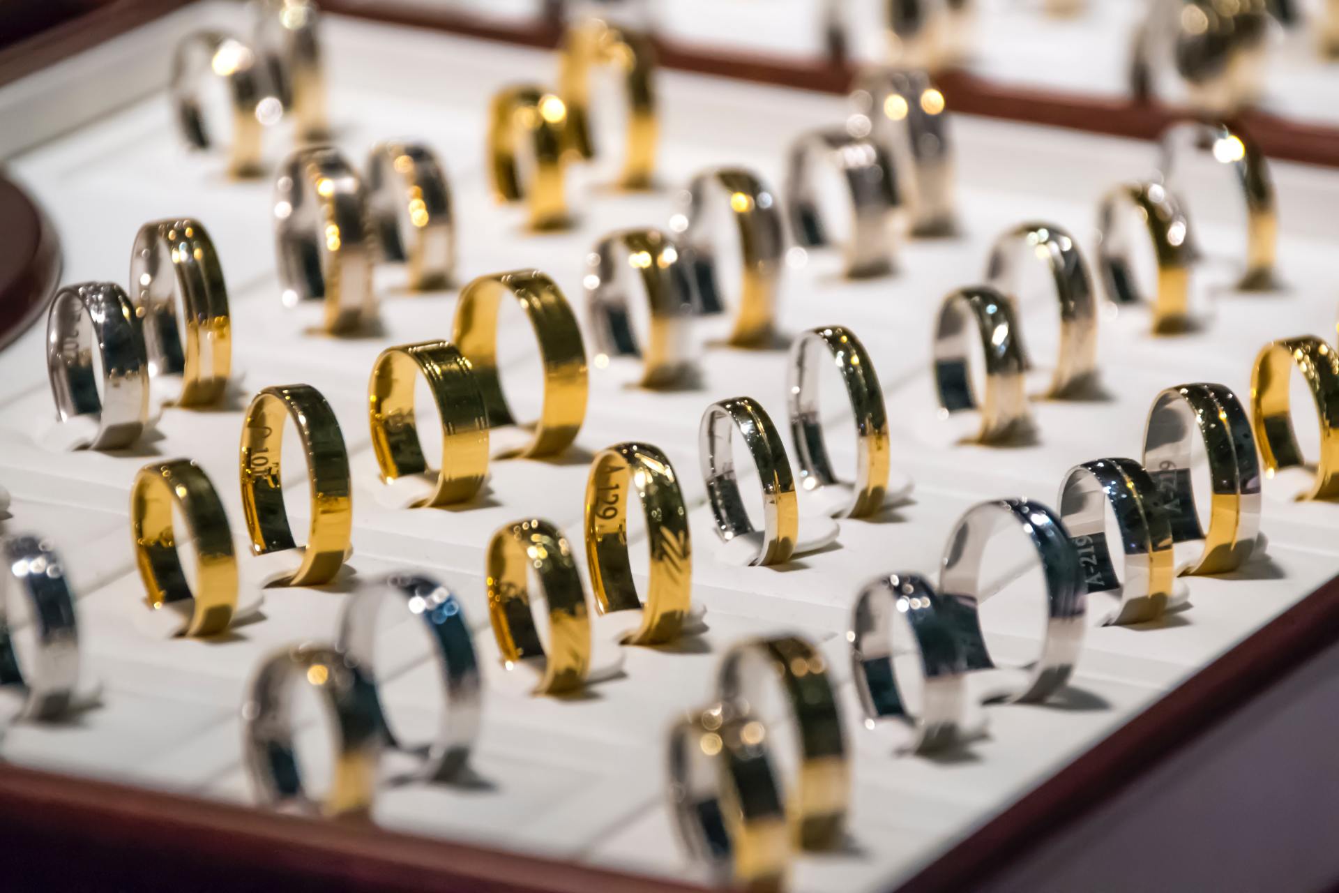Custom Gold Rings in Virginia Beach