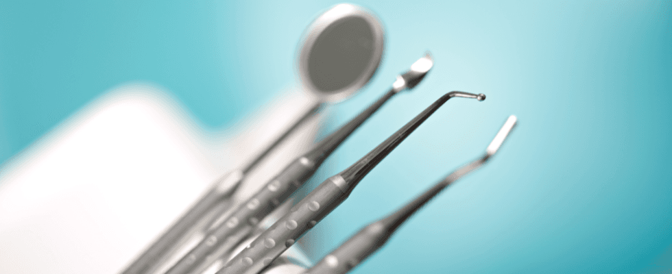 DENTISTA