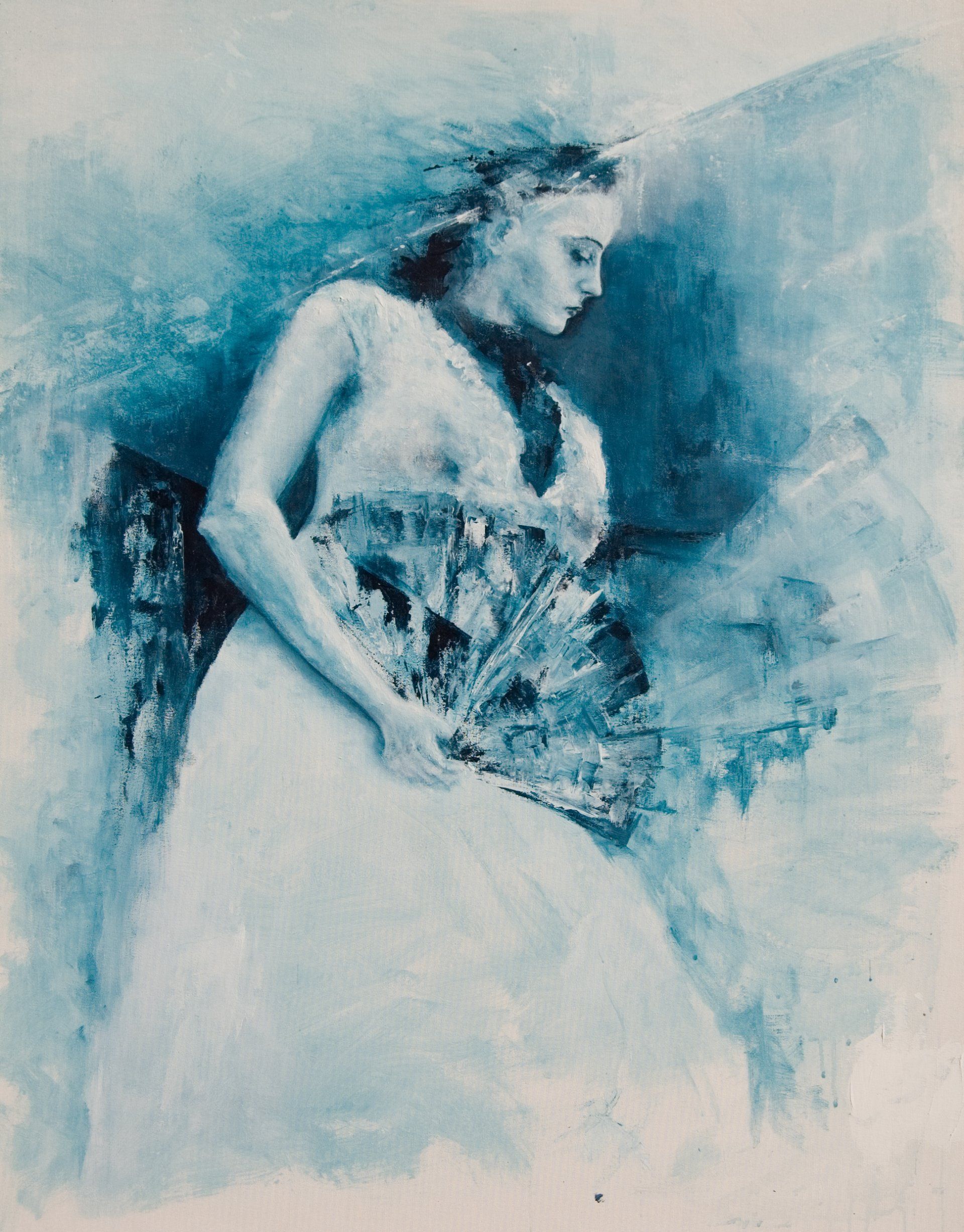 Een schilderij van een vrouw in een witte jurk met een waaier in haar hand