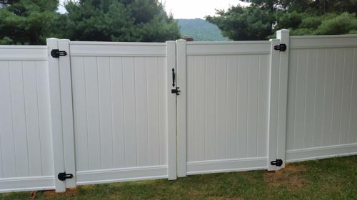 White Wooden Fence Right Side - Fences in Salem, VA White Wooden Door Fence - Fences in Sal