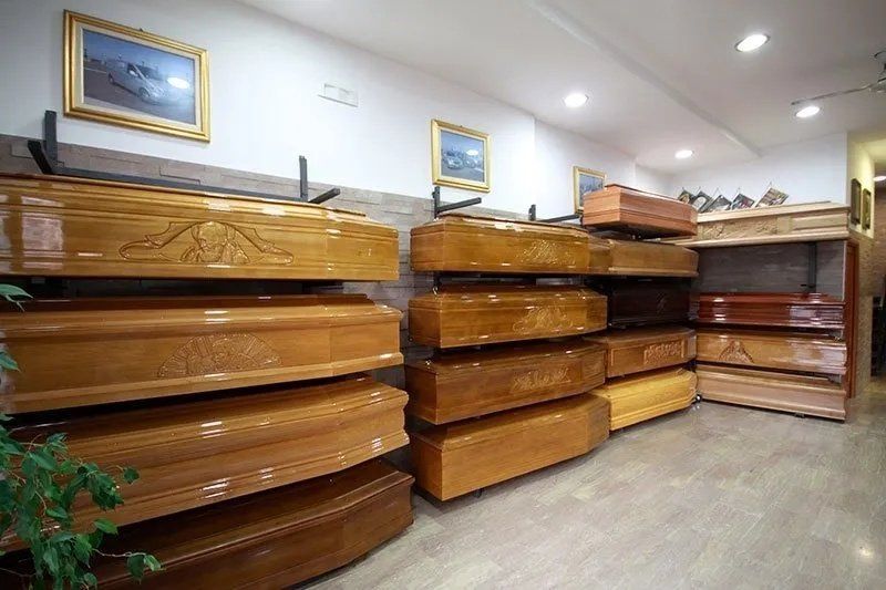 casse funebri in legno personalizzate