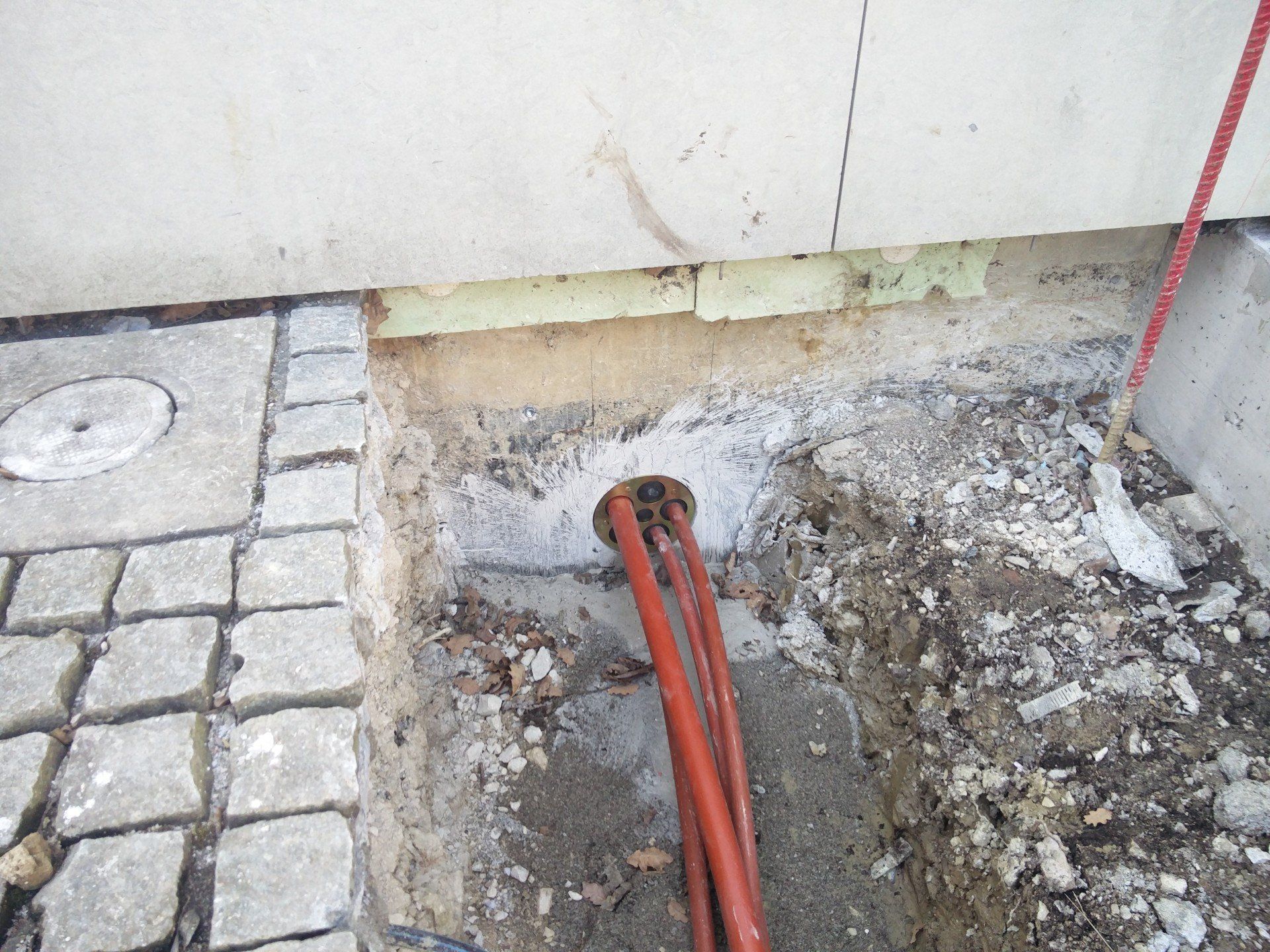 câbles électriques sous terre