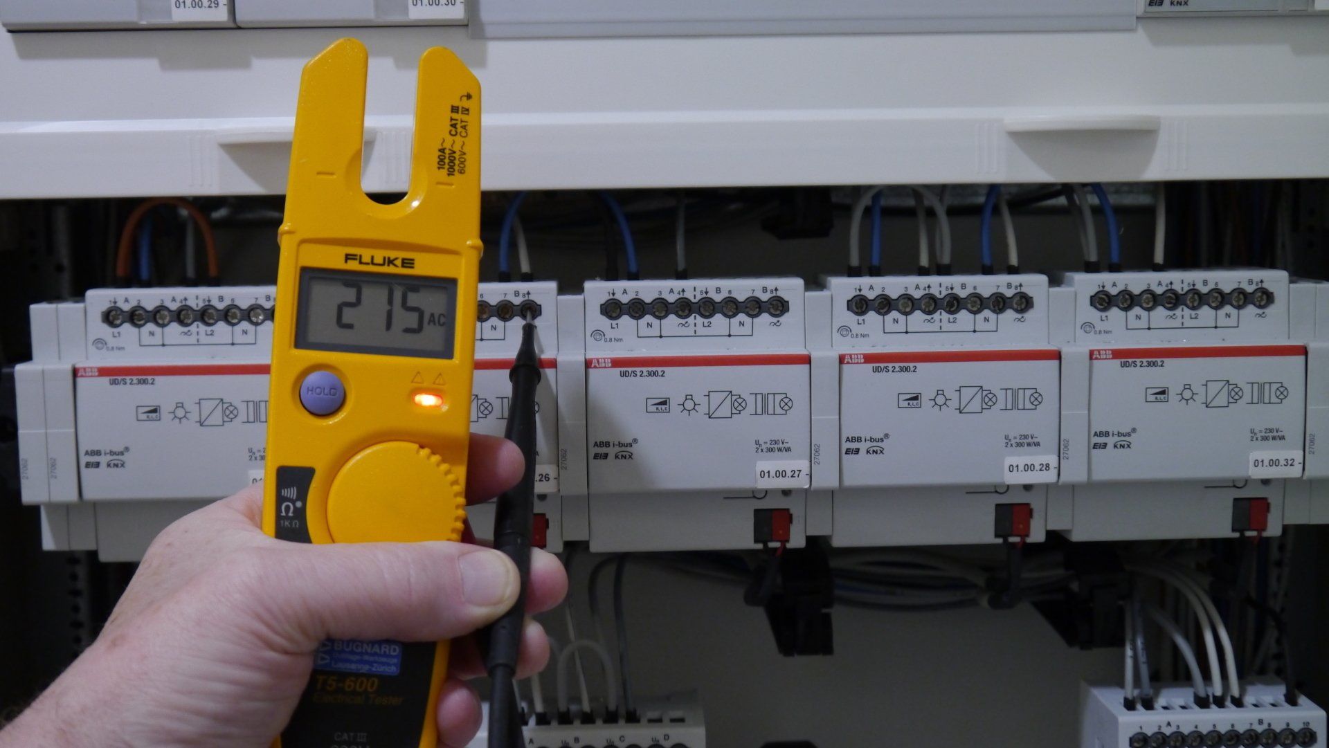 machine de contrôle d'électricité