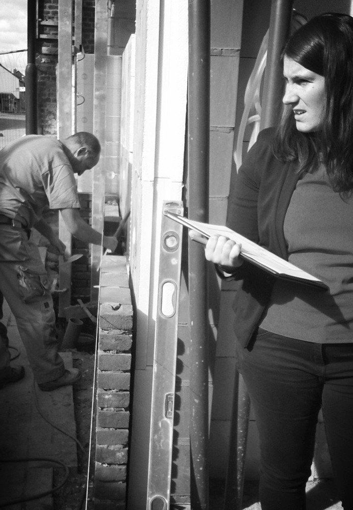 Van ontwerp en controle tot coördinatie van de bouwwerken Ontwerp controle en coördinatie van de bouwwerken - Architectengroep Janssens