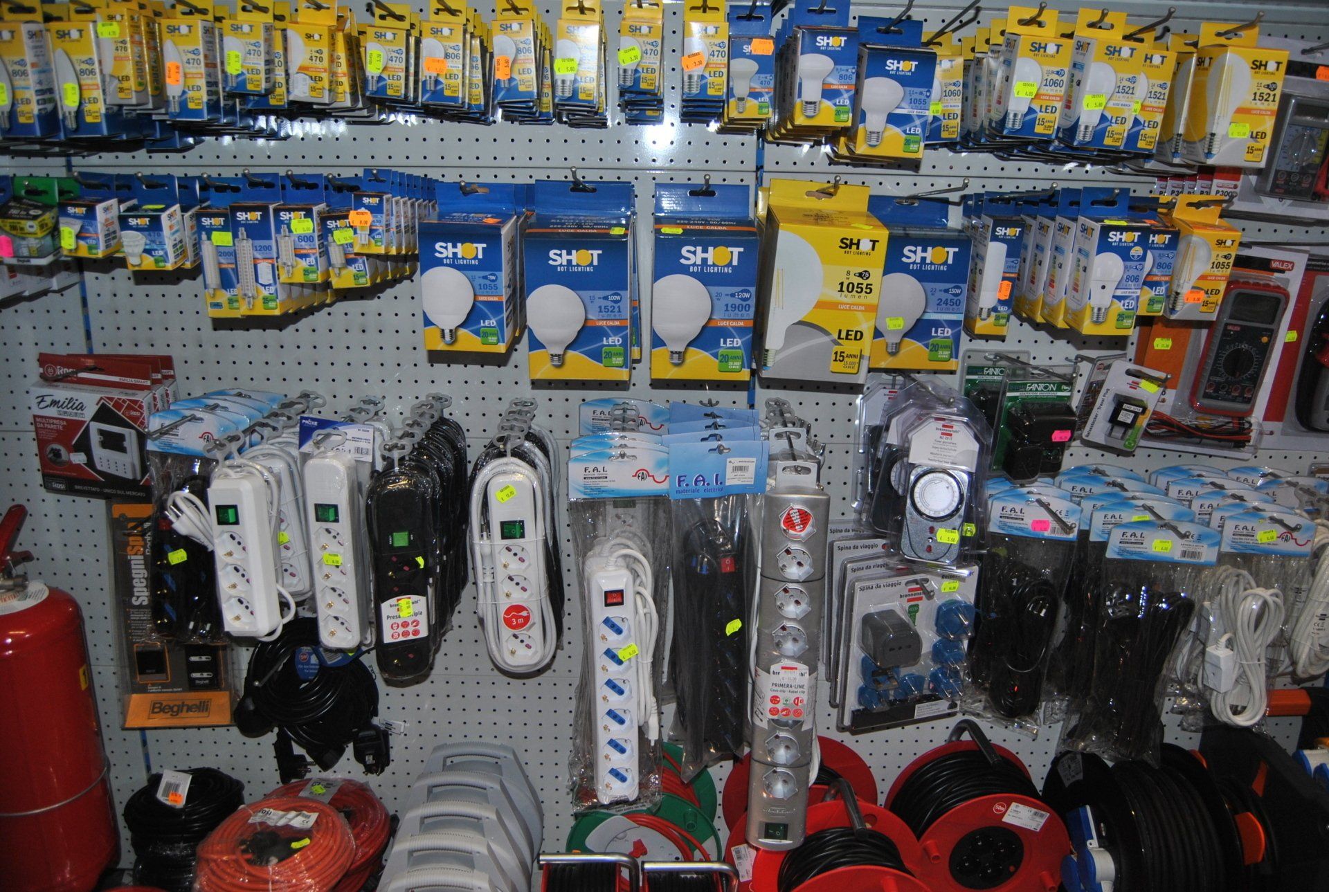 materiale elettrico