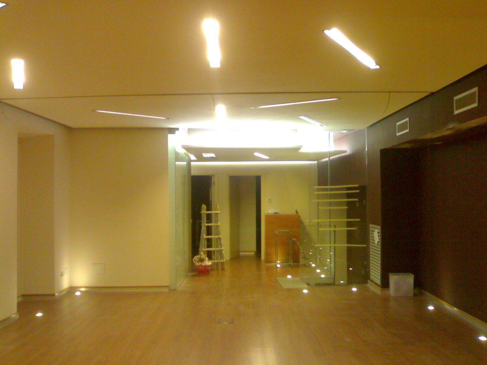 soffitto luce verde
