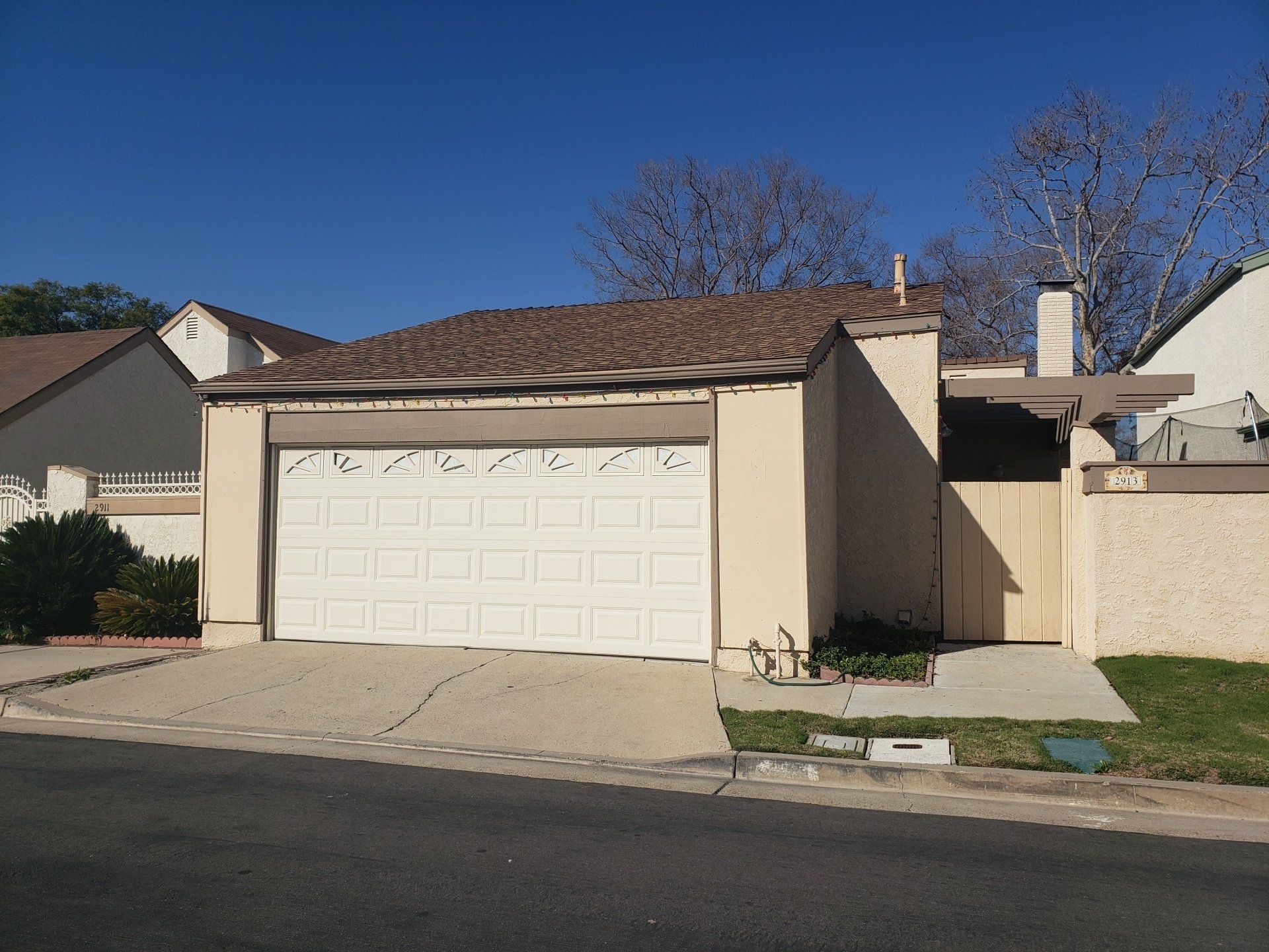 2913 Parkwood Ln