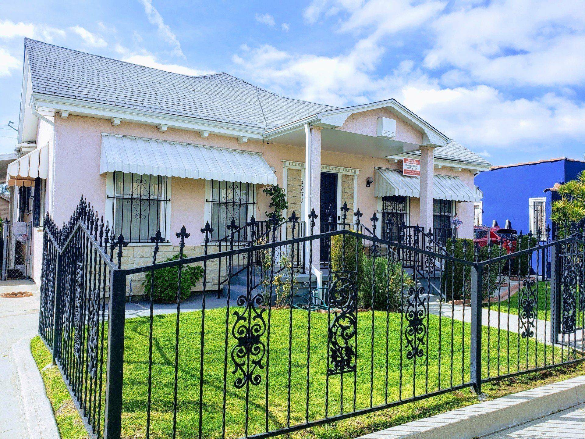 4275 Normandie