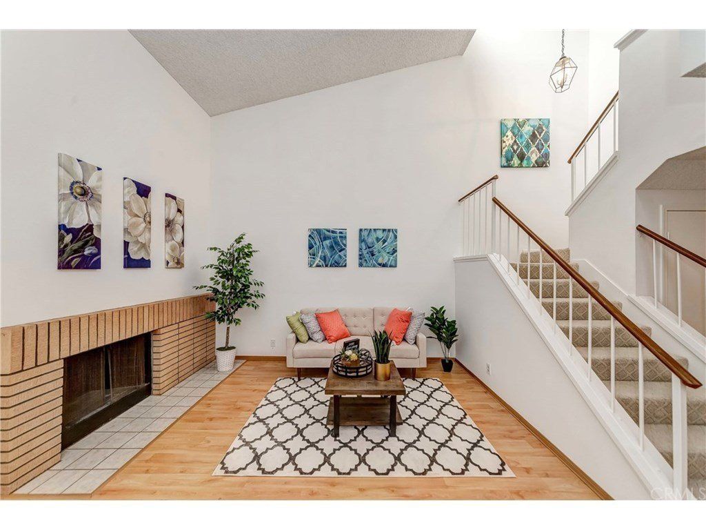 210 E. Ponderosa