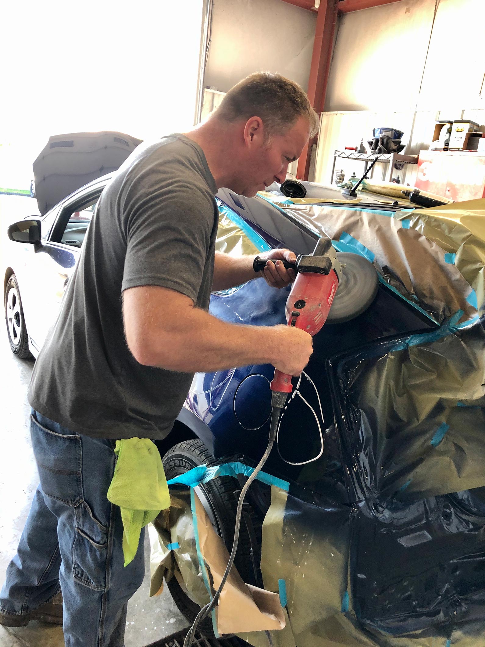 Repairing an Auto Body — Oxford, OH — Stateline Auto Body Repairing an Auto Body — Oxford, OH — Stateline Auto Body
