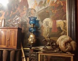 Antiques bought and sold by Antiques Hunters Antiques bought and sold by Antiques Hunters