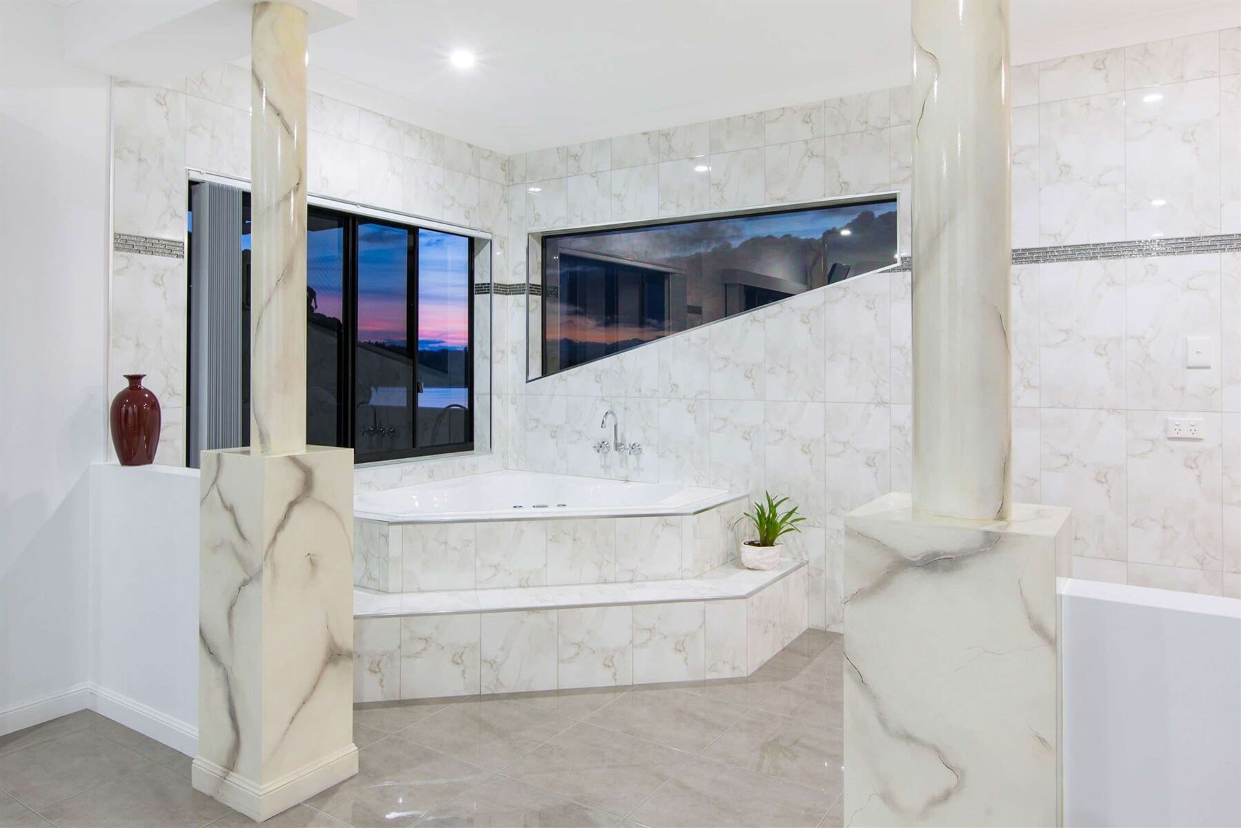 Bath Tub 1