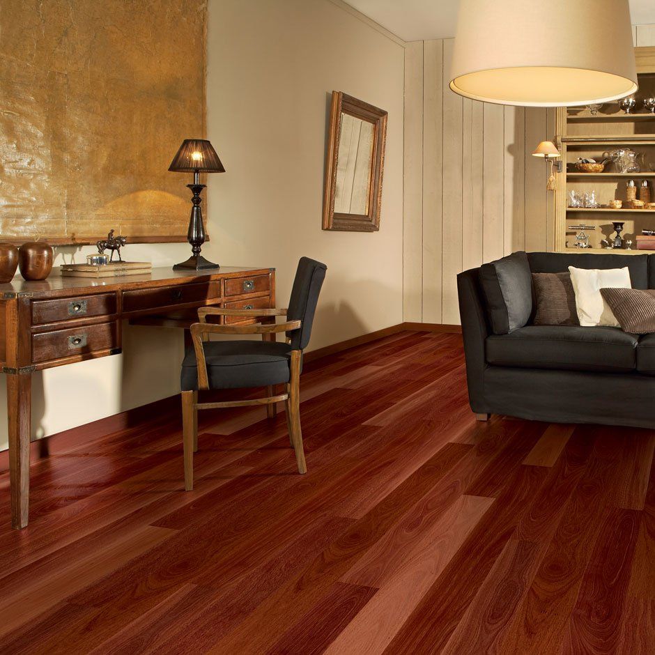 Laminate Flooring - Living Room