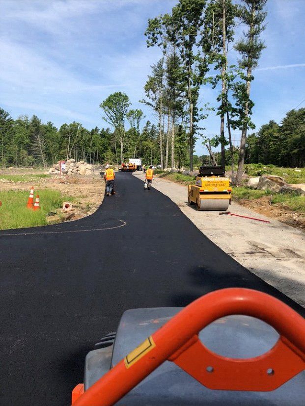 Asphalt Paving Contractors—Paving Contractor Middleboro, Massachusetts
